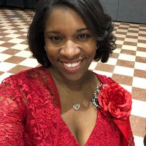 Meet your Posher, Nina